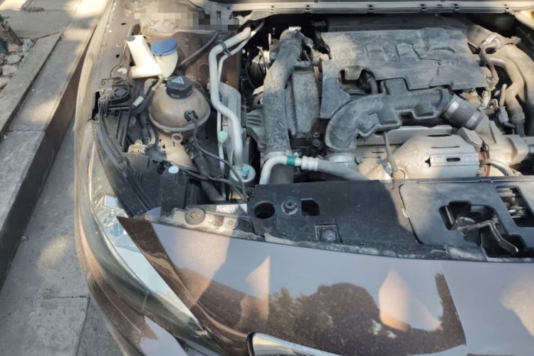 Used Peugeot 408 2018 Revised 350THP Automatic Luxury Edition Engine Bay Right