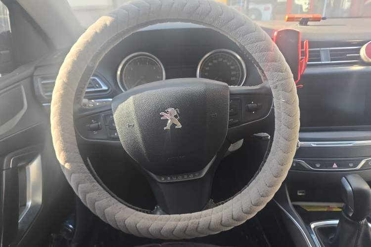 Used Peugeot 408 2018 Revised 350THP Automatic Luxury Edition Steering Wheel