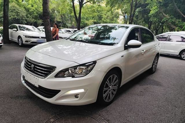 Ojetý Peugeot 408 2018 350THP Automatic Luxury Edition