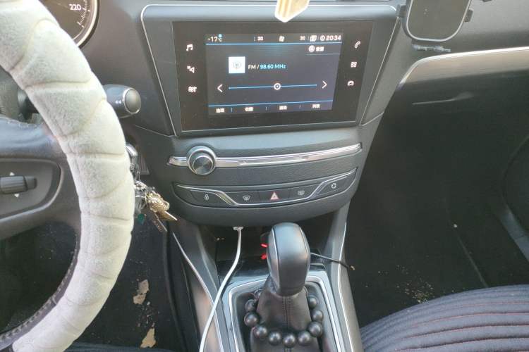 Used Peugeot 408 2018 350THP Automatic Luxury Edition Audio And AC Panel
