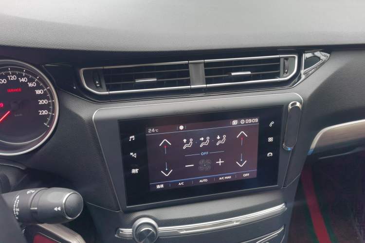 Used Peugeot 408 2018 Revised 350THP Automatic Luxury Edition Audio And AC Panel