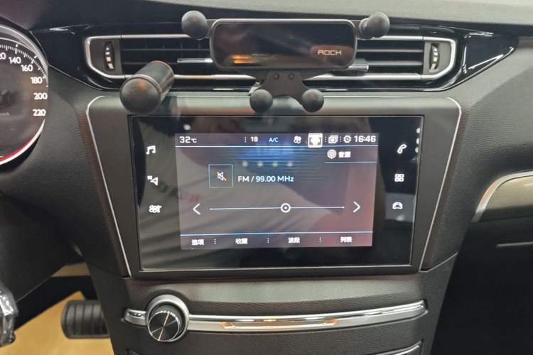 Used Peugeot 408 2018 Revised 350THP Automatic Luxury Edition Audio And AC Panel