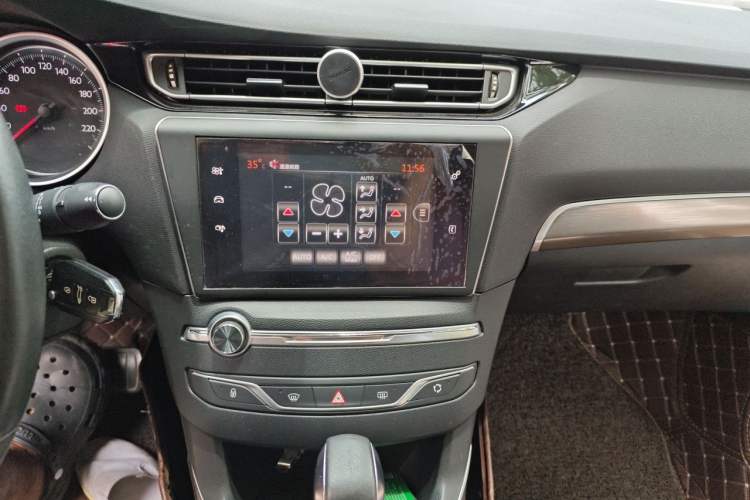 Used Peugeot 408 2018 350THP Automatic Luxury Edition Audio And AC Panel