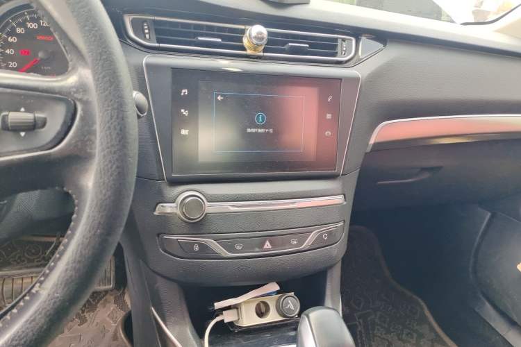 Used Peugeot 408 2018 1.8L Automatic Luxury Edition Audio And AC Panel