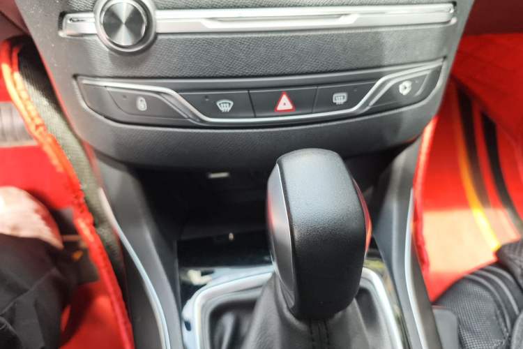 Used Peugeot 408 2018 Revised 350THP Automatic Luxury Edition Audio And AC Panel