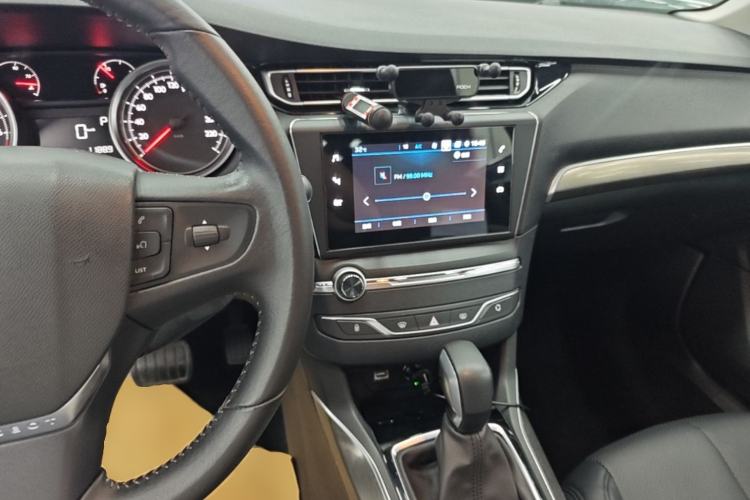 Used Peugeot 408 2018 Revised 350THP Automatic Luxury Edition Center Console