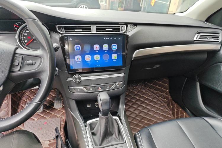 Used Peugeot 408 2018 Revised 350THP Automatic Luxury Edition Center Console