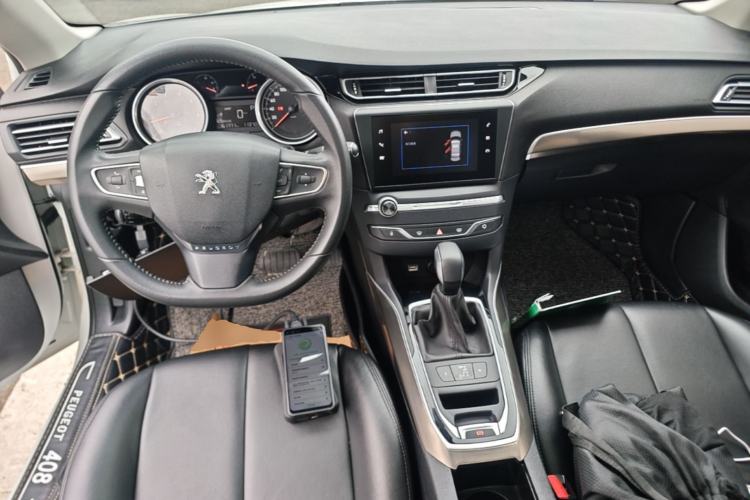 Used Peugeot 408 2018 Revised 350THP Automatic Luxury Edition Center Console