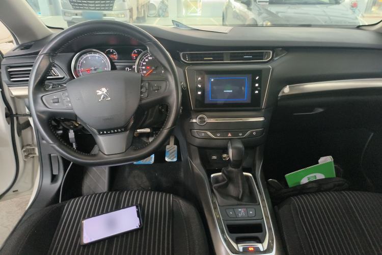 Used Peugeot 408 2018 Revised 350THP Automatic Luxury Edition Center Console