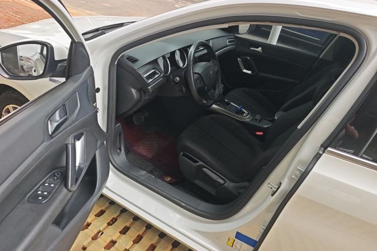 Used Peugeot 408 2018 350THP Automatic Luxury Edition Driver Seat
