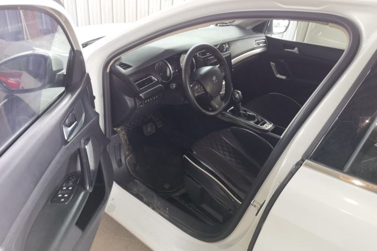 Used Peugeot 408 2018 Revised 350THP Automatic Luxury Edition Driver Seat