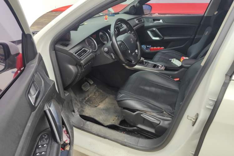 Used Peugeot 408 2018 350THP Automatic Luxury Edition Driver Seat