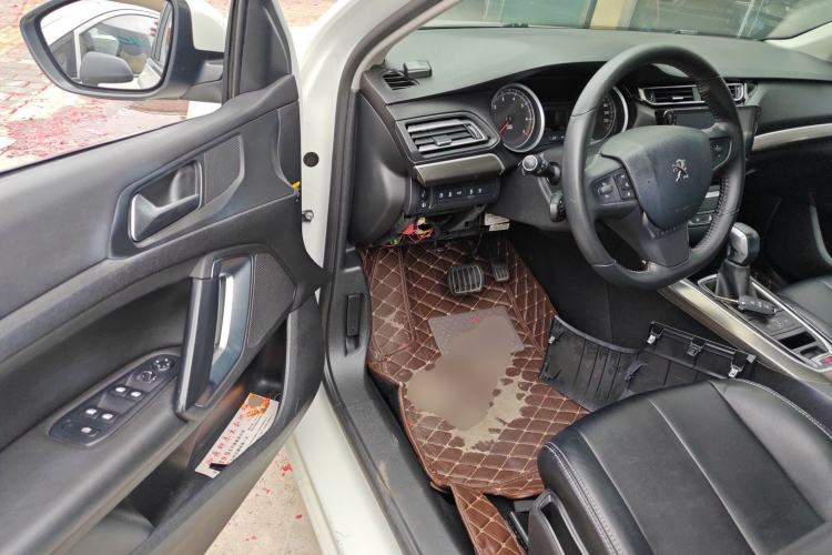 Used Peugeot 408 2018 Revised 350THP Automatic Luxury Edition Driver Seat