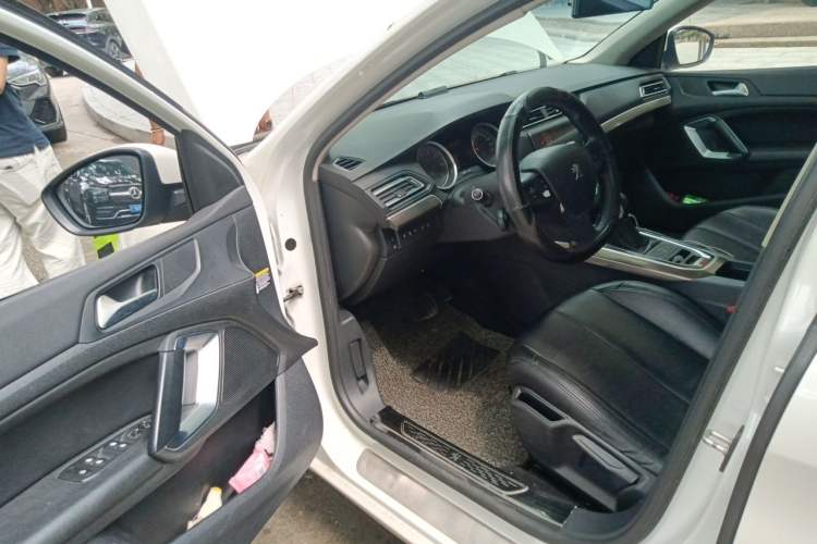 Used Peugeot 408 2018 Revised Version 1.8L Automatic Luxury Edition Driver Seat