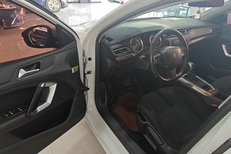 Used Peugeot 408 2018 350THP Automatic Luxury Edition Driver Seat