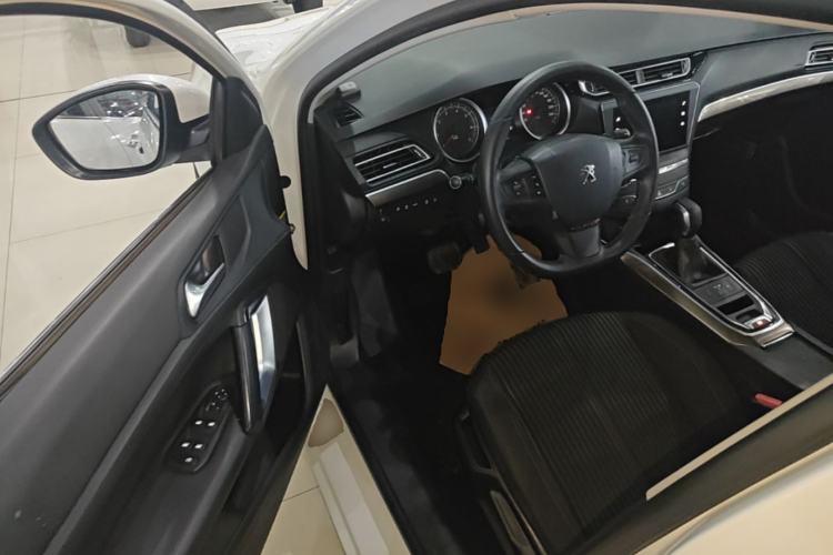 Used Peugeot 408 2018 350THP Automatic Luxury Edition Driver Seat