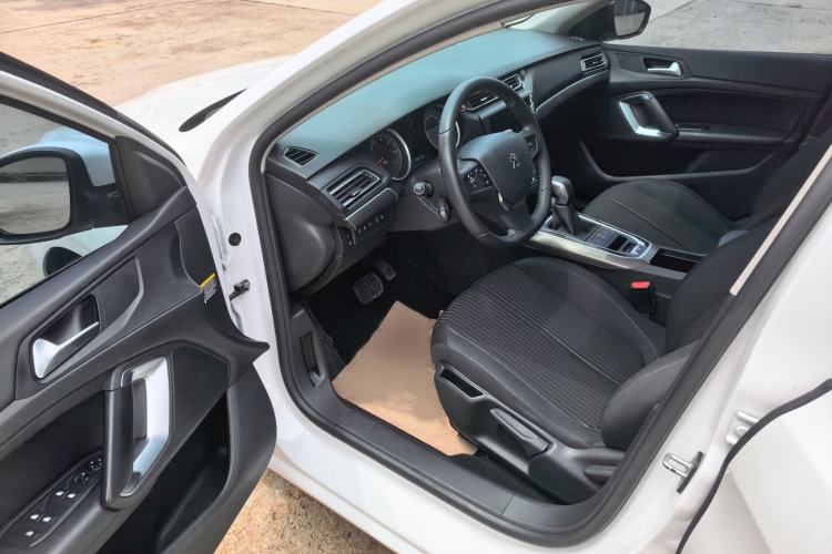 Used Peugeot 408 2018 350THP Automatic Luxury Edition Driver Seat