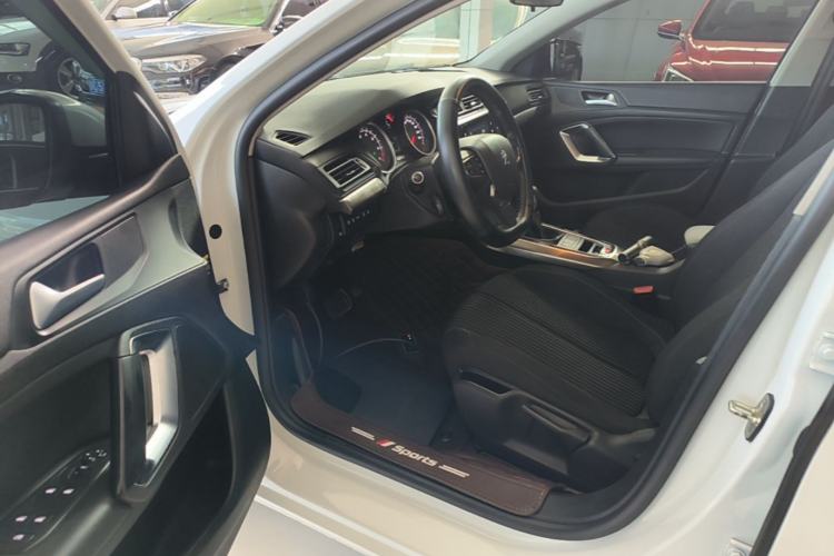 Used Peugeot 408 2018 350THP Automatic Luxury Edition Driver Seat