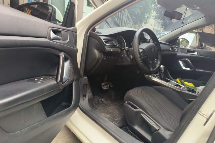 Used Peugeot 408 2018 Revised Version 1.8L Automatic Luxury Edition Driver Seat