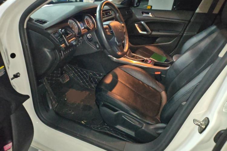 Used Peugeot 408 2018 350THP Automatic Luxury Edition Driver Seat