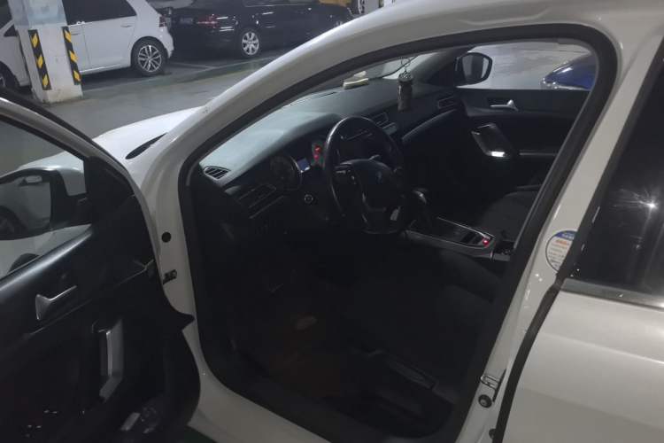 Used Peugeot 408 2018 1.8L Automatic Luxury Edition Driver Seat