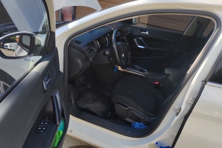 Used Peugeot 408 2018 350THP Automatic Luxury Edition Driver Seat