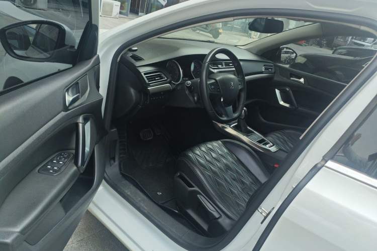 Used Peugeot 408 2018 350THP Automatic Luxury Edition Driver Seat
