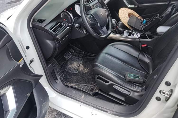 Used Peugeot 408 2018 350THP Automatic Luxury Edition Driver Seat