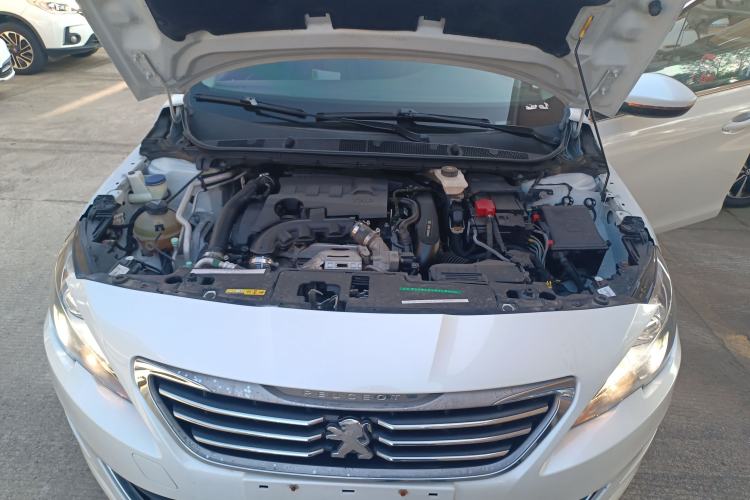 Used Peugeot 408 2018 350THP Automatic Luxury Edition Engine Bay