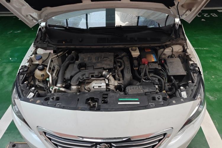 Used Peugeot 408 2018 350THP Automatic Luxury Edition Engine Bay