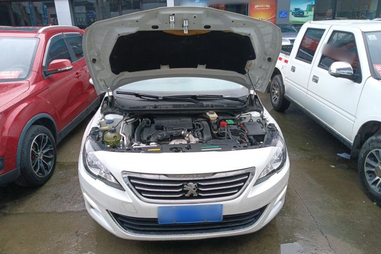 Used Peugeot 408 2018 350THP Automatic Luxury Edition Engine Bay