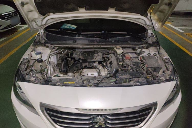 Used Peugeot 408 2018 350THP Automatic Luxury Edition Engine Bay