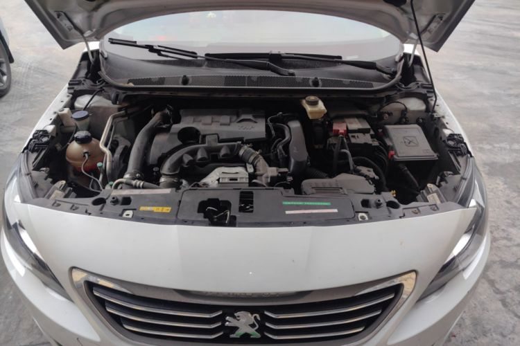Used Peugeot 408 2018 350THP Automatic Luxury Edition Engine Bay