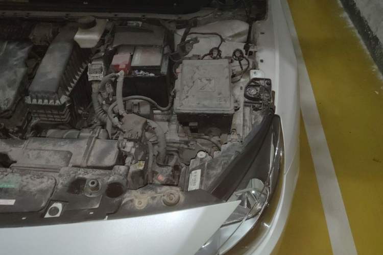 Used Peugeot 408 2018 Revised Version 1.8L Automatic Luxury Edition Engine Bay Left