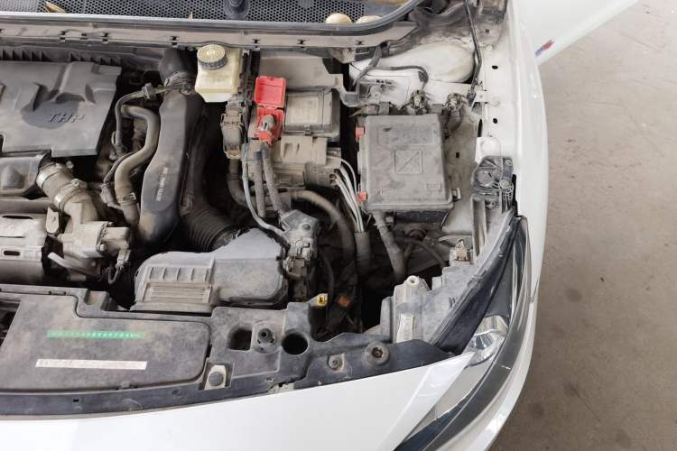 Used Peugeot 408 2018 Revised 350THP Automatic Luxury Edition Engine Bay Left