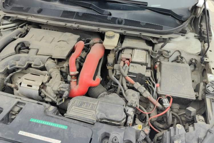 Used Peugeot 408 2018 350THP Automatic Luxury Edition Engine Bay Left