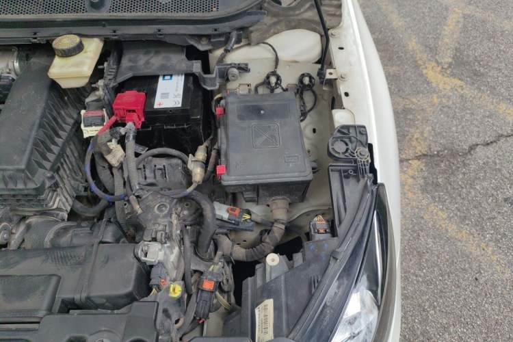 Used Peugeot 408 2018 1.8L Automatic Luxury Edition Engine Bay Left