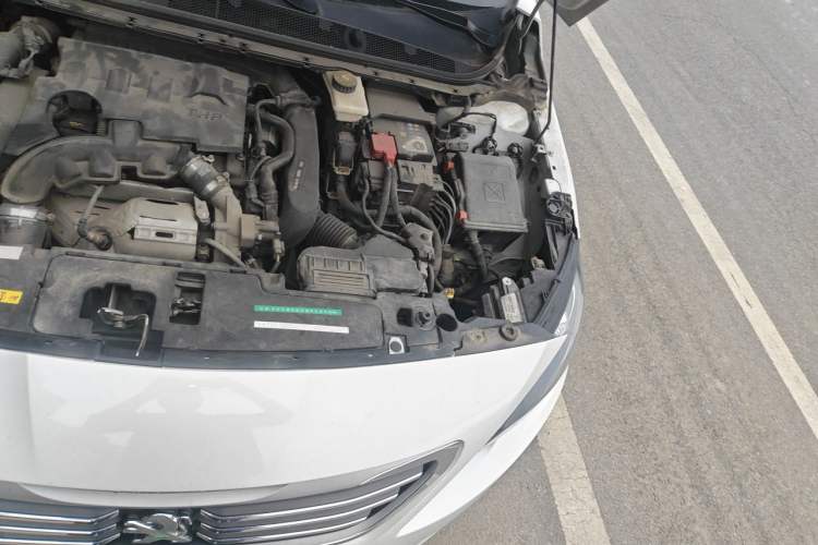 Used Peugeot 408 2018 350THP Automatic Luxury Edition Engine Bay Left