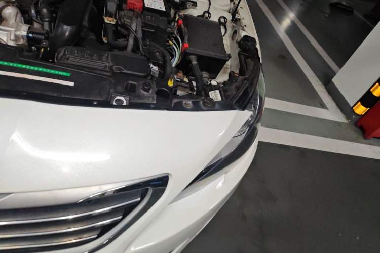 Used Peugeot 408 2018 350THP Automatic Luxury Edition Engine Bay Left