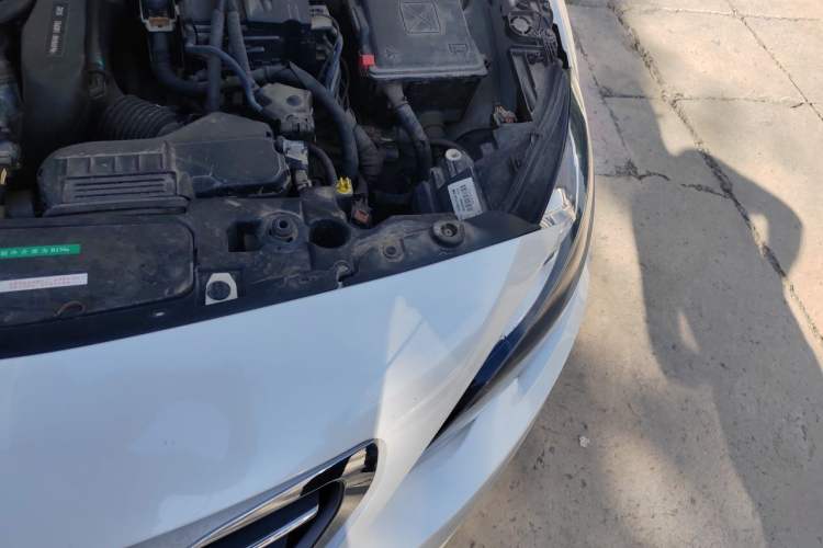 Used Peugeot 408 2018 350THP Automatic Luxury Edition Engine Bay Left