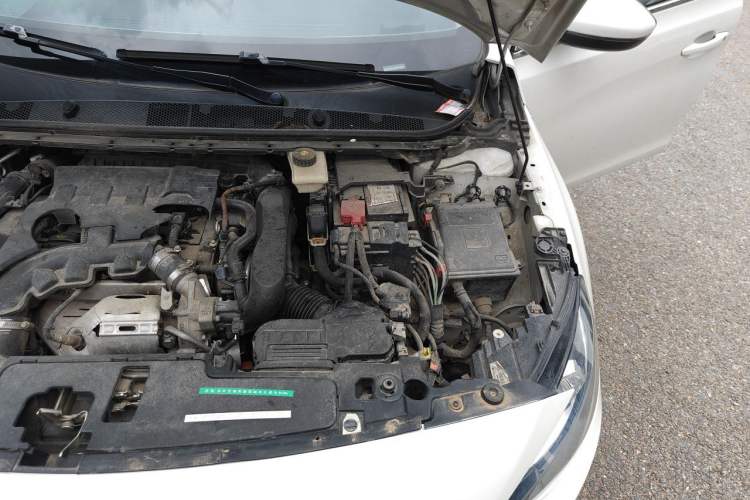 Used Peugeot 408 2018 Revised 350THP Automatic Luxury Edition Engine Bay Left