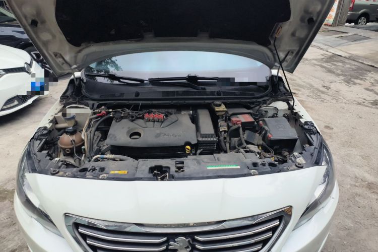 Used Peugeot 408 2018 Revised Version 1.8L Automatic Luxury Edition Engine Bay