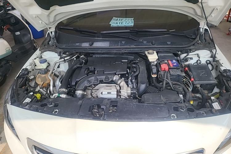 Used Peugeot 408 2018 350THP Automatic Luxury Edition Engine Bay