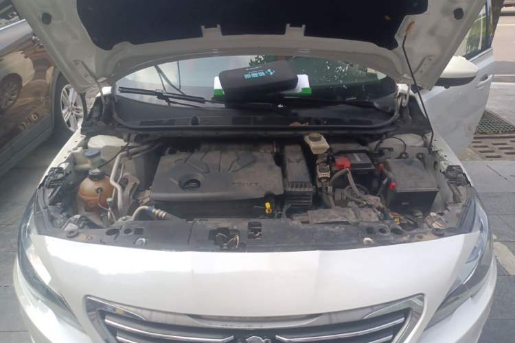 Used Peugeot 408 2018 1.8L Automatic Luxury Edition Engine Bay