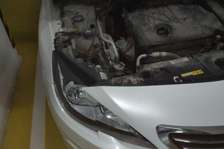 Used Peugeot 408 2018 Revised Version 1.8L Automatic Luxury Edition Engine Bay Right