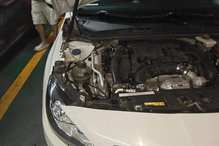 Used Peugeot 408 2018 Revised 350THP Automatic Luxury Edition Engine Bay Right