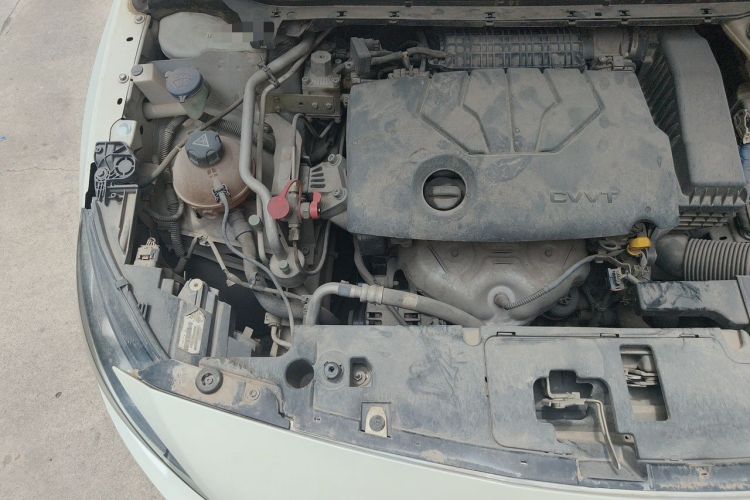 Used Peugeot 408 2018 Revised Version 1.8L Manual Leading Edition Engine Bay Right