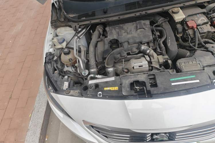 Used Peugeot 408 2018 350THP Automatic Luxury Edition Engine Bay Right