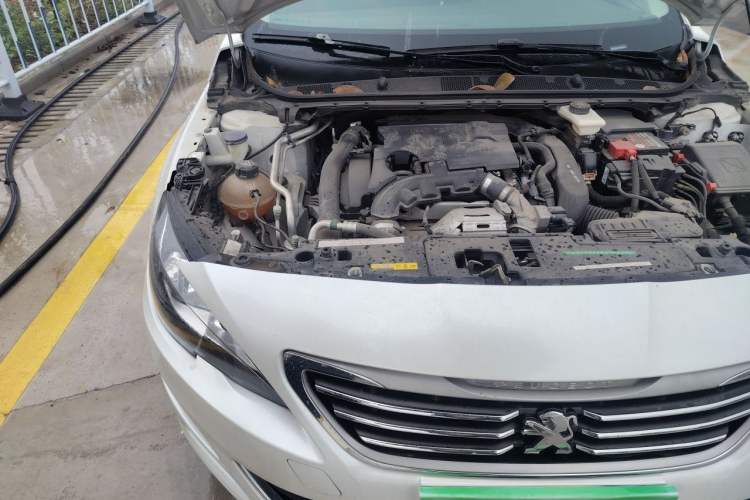 Used Peugeot 408 2018 Revised 350THP Automatic Luxury Edition Engine Bay Right
