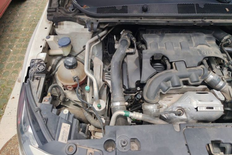 Used Peugeot 408 2018 350THP Automatic Luxury Edition Engine Bay Right
